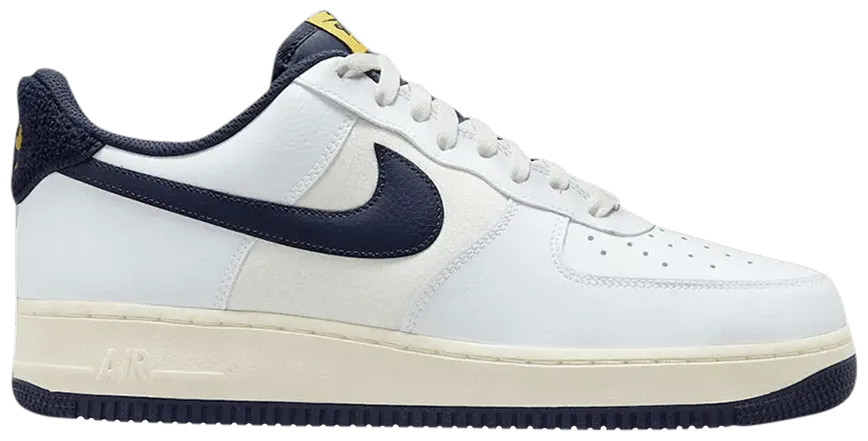 Air Force 1 '07 LV8 Varsity Jacket - Michigan - DO5220-141 - Imagem 1