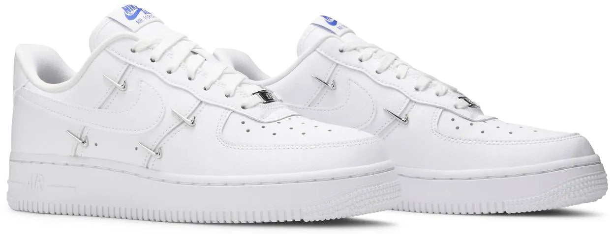 Air Force 1 '07 LX Sisterhood - White Metallic Silver - CT1990-100 - Imagem 5