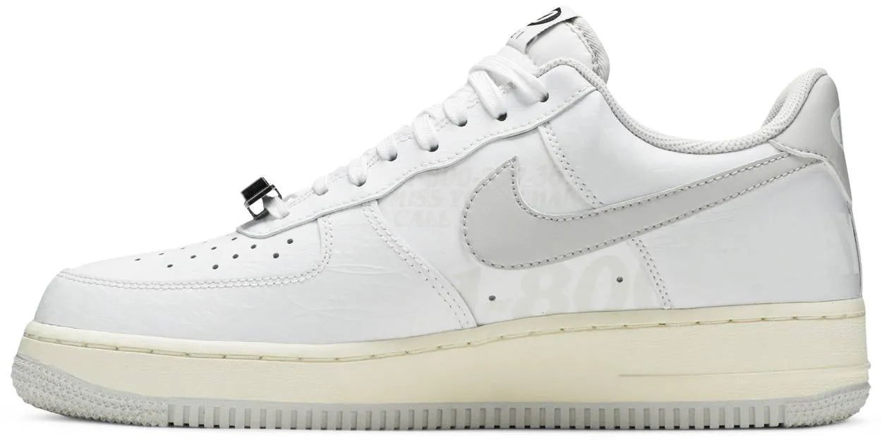 Air Force 1 '07 Premium 1-800 Toll Free - CJ1631-100 - Imagem 3