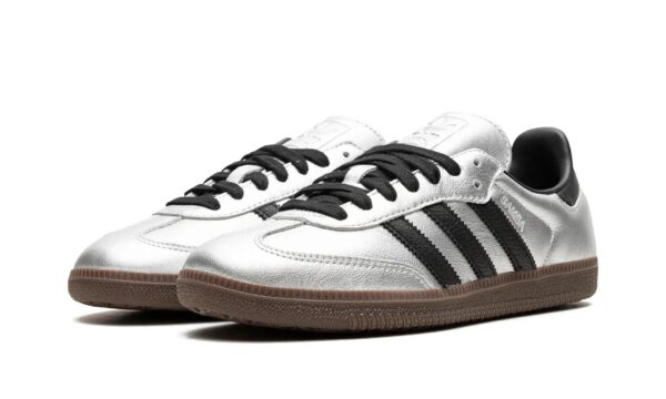 Tênis Adidas Samba OG Feminino "Silver Metallic Black Gum" Prata - Imagem 2