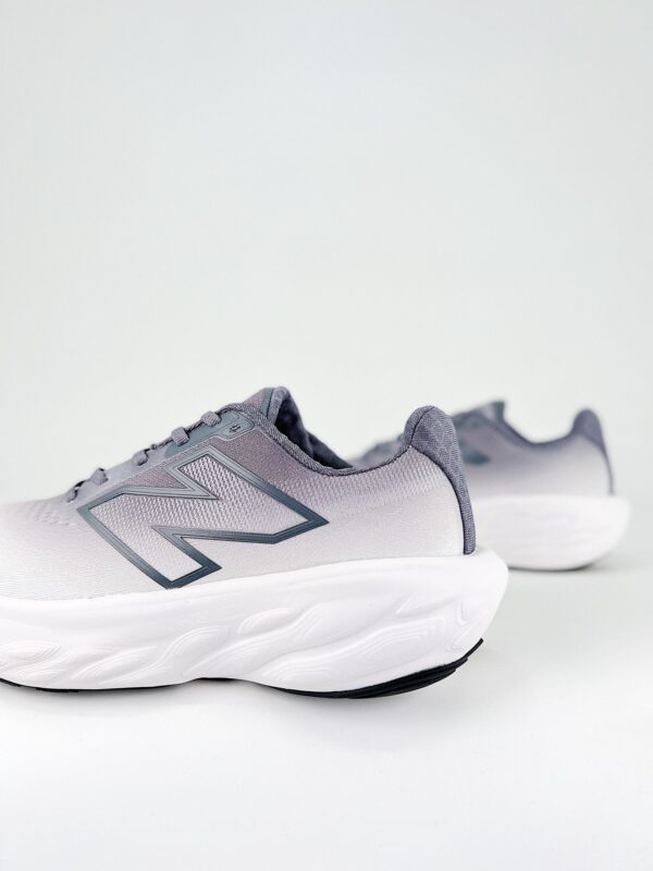 New Balance Fresh Foam X 1080 V14 - Cinza/Branco - Imagem 5
