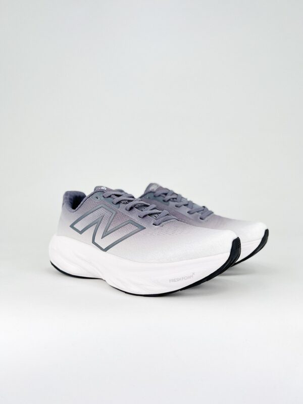 New Balance Fresh Foam X 1080 V14 - Cinza/Branco - Imagem 2