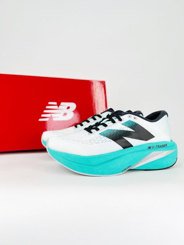 Tênis New Balance Fuelcell Supercomp Trainer V3 - Turquesa/Branco - Imagem 9