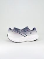 New Balance Fresh Foam X 1080 V14 - Cinza/Branco