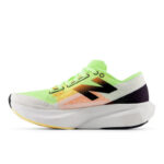 New Balance FuelCell Rebel V4 'Bleached Lime Glo & Hot Mango' Verde/Laranja - WFCXLA4 - Imagem 2