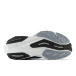 New Balance FuelCell Rebel V4 'Graphite Black' Preto - MFCXLK4 - Imagem 4