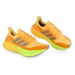 Tênis Adidas UltraBoost 5 'Spark Halo Silver' - ID8811 - Imagem 2