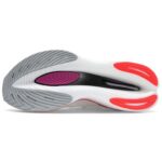 Tênis New Balance Fuelcell Supercomp Elite v3 'White Blue Magenta' Branco/Rosa - MRCELLE3 - Imagem 5